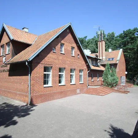 Eko-pokoje W Krynicy Morskiej-piaski W Osrodku Kolonijnym Guest house 3*