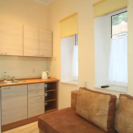 Gasthuis Eko-pokoje W Krynicy Morskiej-piaski W Osrodku Kolonijnym 3*