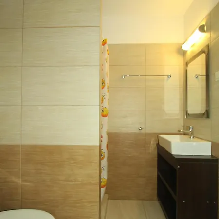 Gasthuis Eko-pokoje W Krynicy Morskiej-piaski W Osrodku Kolonijnym 3*