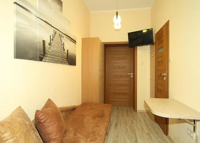 Eko-pokoje W Krynicy Morskiej-piaski W Osrodku Kolonijnym 3*