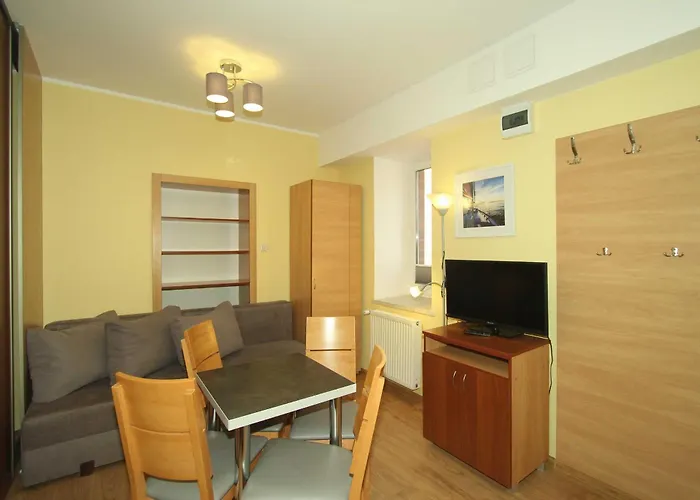 Konukevi Eko-pokoje W Krynicy Morskiej-piaski W Osrodku Kolonijnym Nowa Karczma (Nowy Dwor Gdanski)