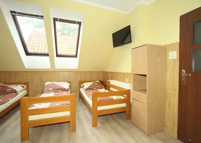 Eko-pokoje W Krynicy Morskiej-piaski W Osrodku Kolonijnym Nowa Karczma (Nowy Dwor Gdanski)